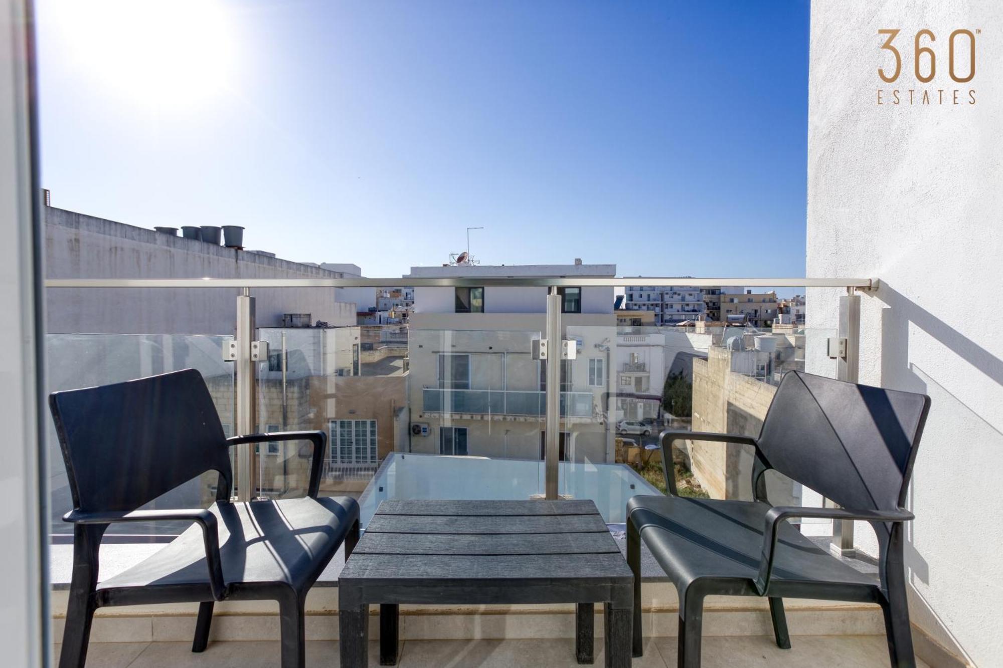 The Swieqi Poolside Suites Is-Swieqi Экстерьер фото