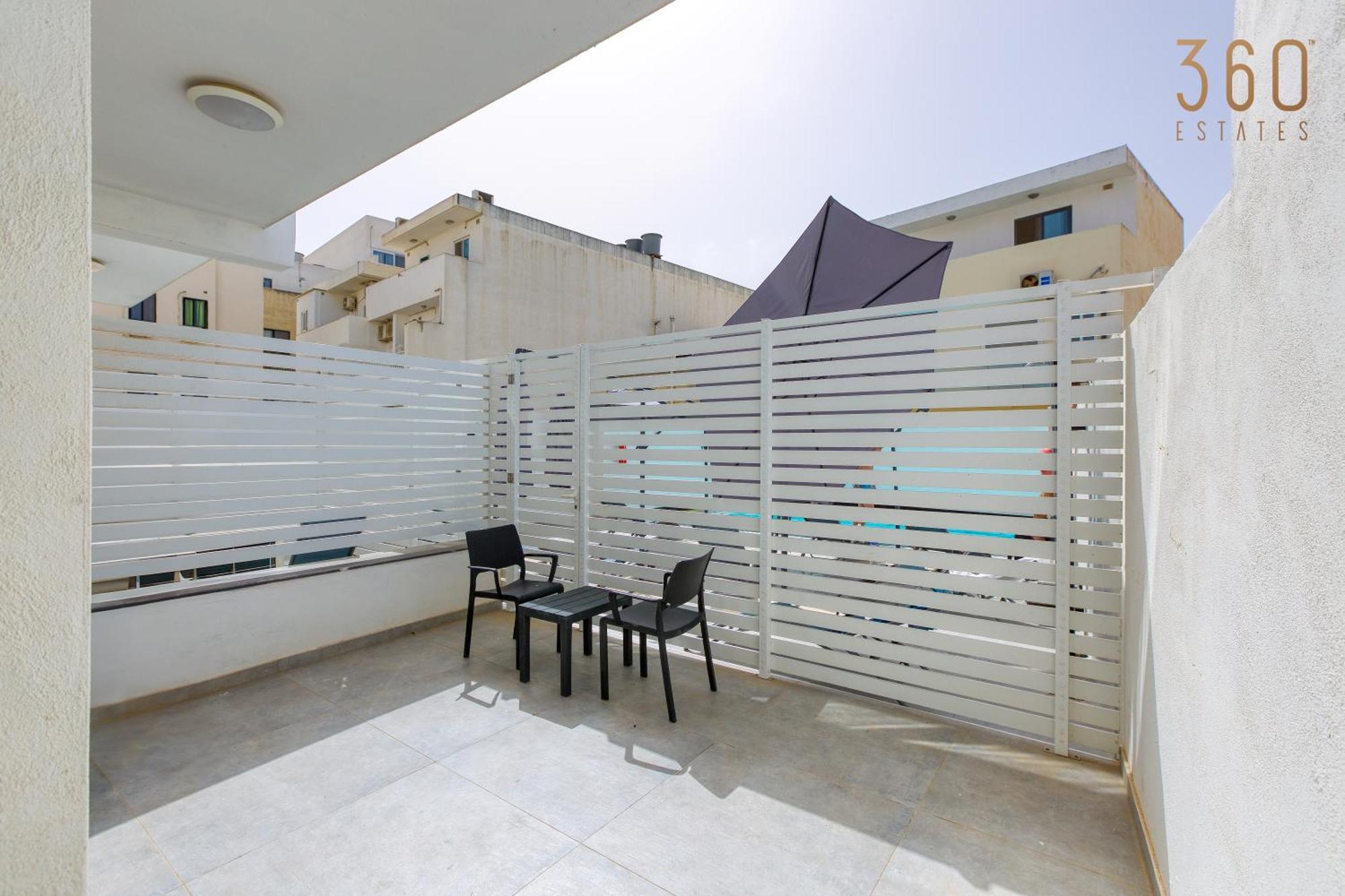 The Swieqi Poolside Suites Is-Swieqi Экстерьер фото